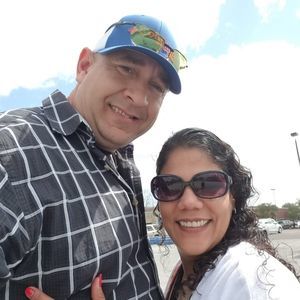 Meet your Posher, Raymond e